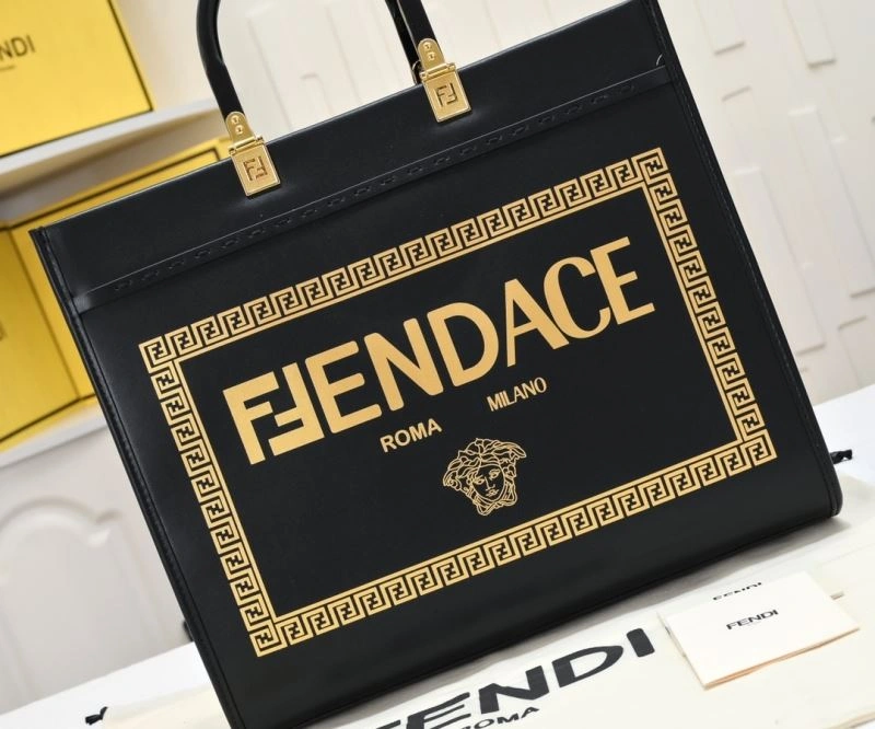 Fendi Shopping Bags Fashionable 85147