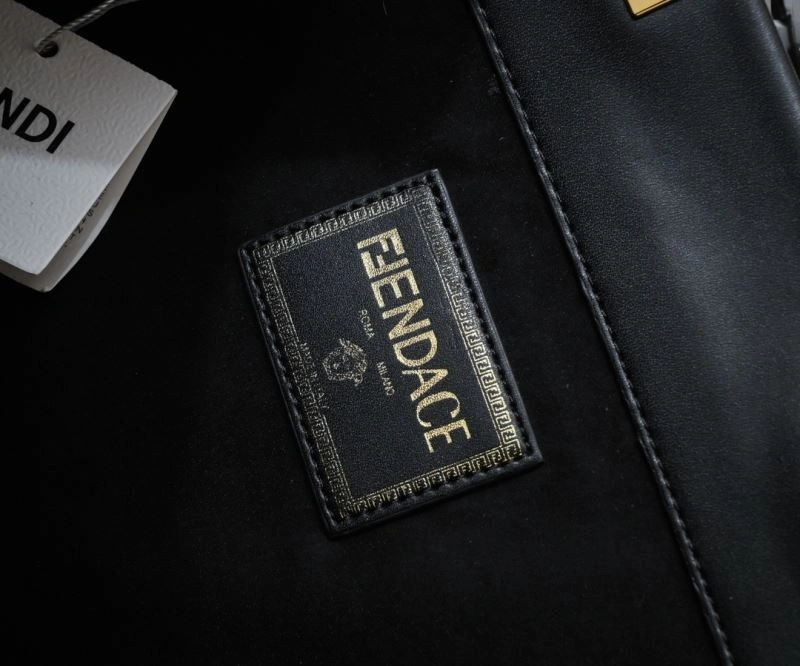Fendi Shopping Bags Fashionable 85147