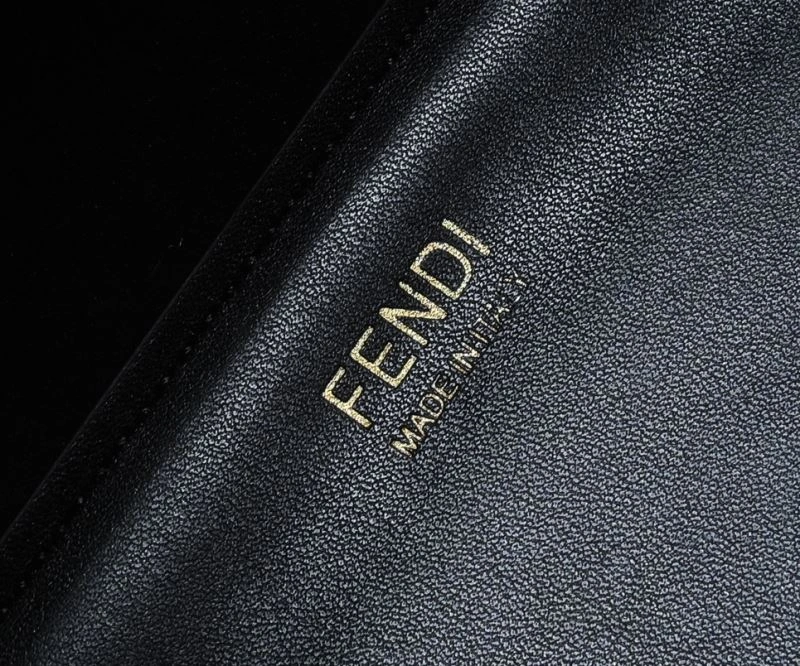 Fendi Shopping Bags Fashionable 85147