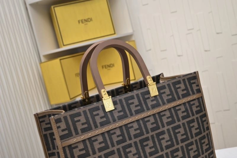 Fendi Shopping Bags Practical 85148
