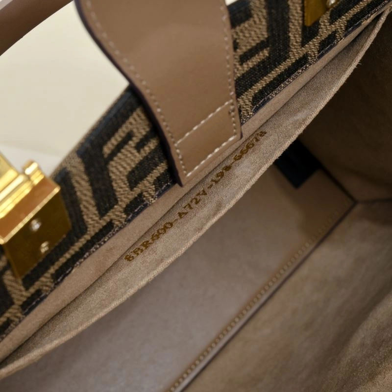 Fendi Shopping Bags Fashionable 85140