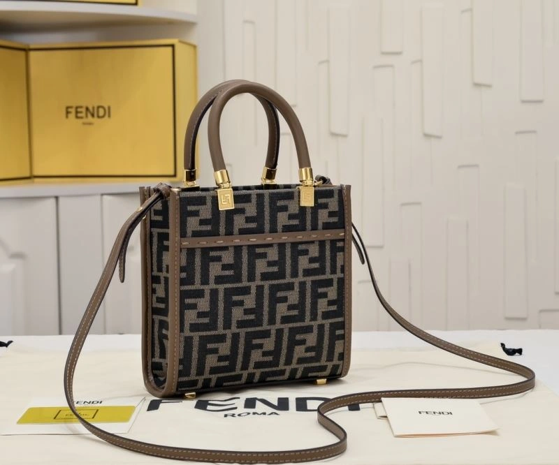 Fendi Shopping Bags FashionForward 85141