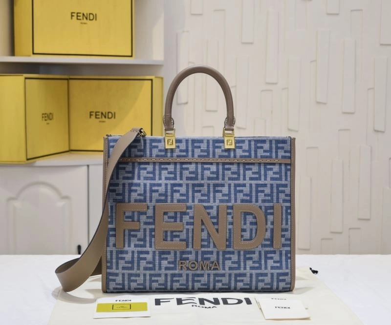 Fendi Shopping Bags Fashionable 85136