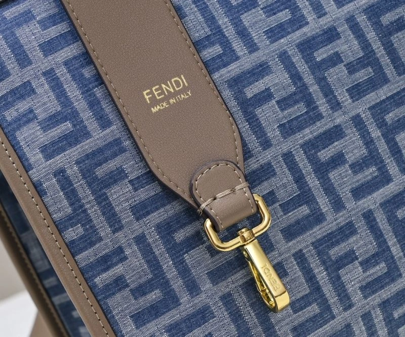 Fendi Shopping Bags Fashionable 85136