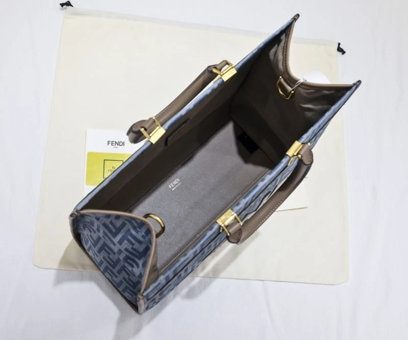 Fendi Shopping Bags Fashionable 85136
