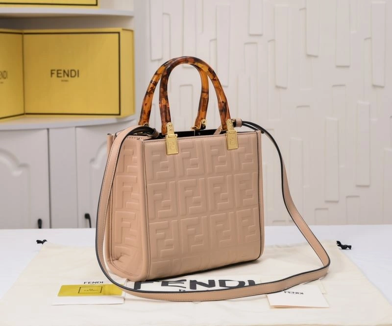 Fendi Shopping Bags FlexibleFit 85167