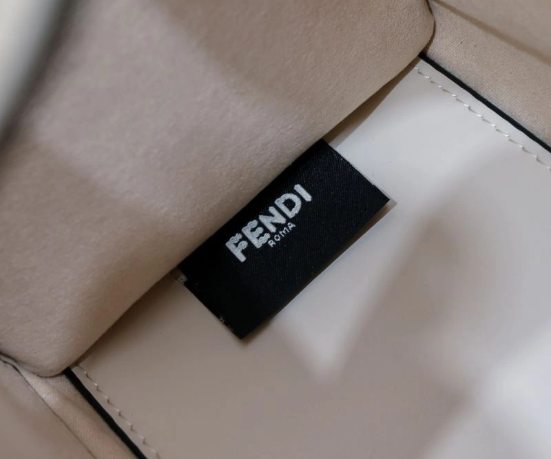 Fendi Shopping Bags EasyMatch 85162