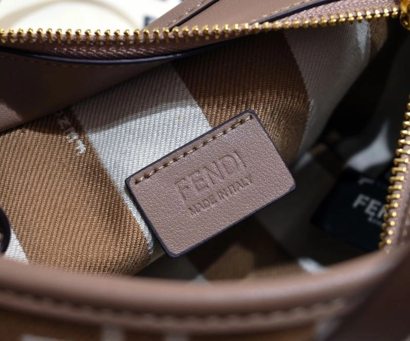 Fendi Shopping Bags Unisex 85124