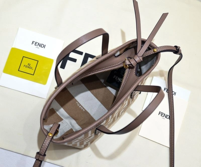 Fendi Shopping Bags Unisex 85124