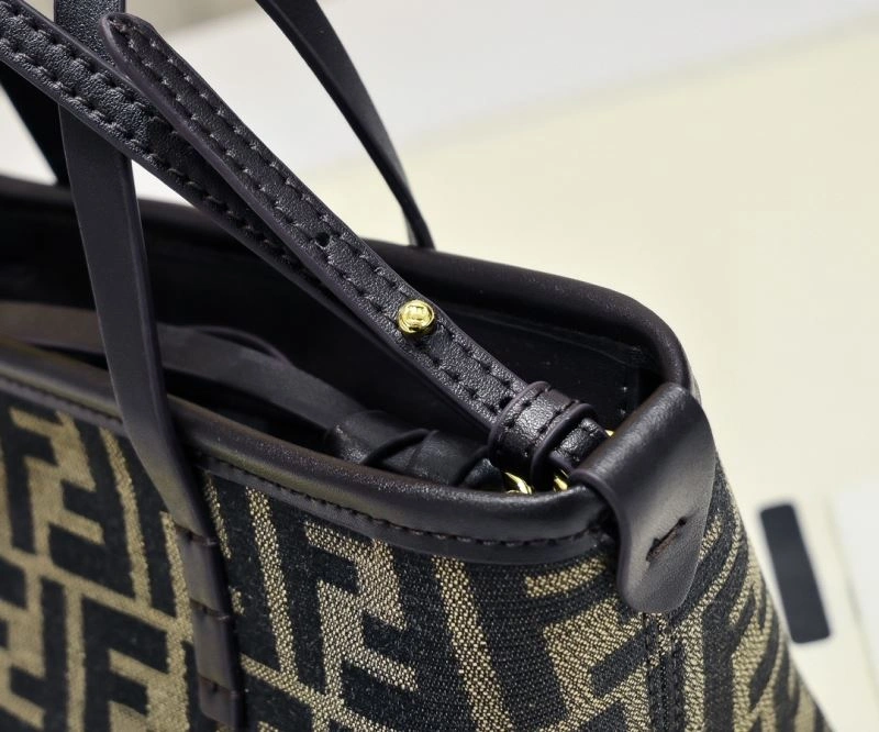 Breathable Fendi Shopping Bags 85125
