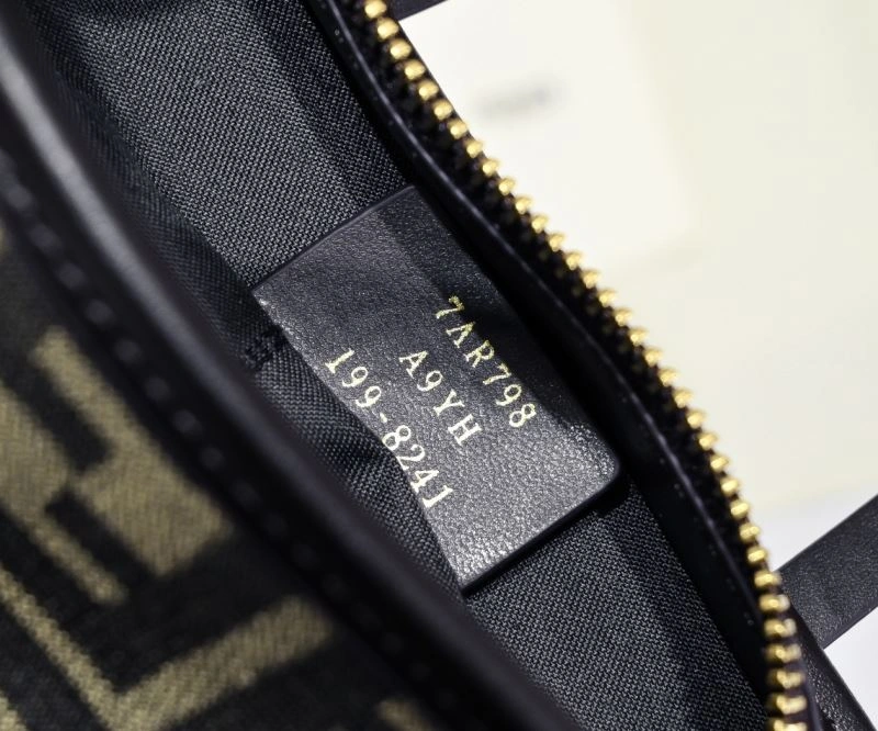 Breathable Fendi Shopping Bags 85125