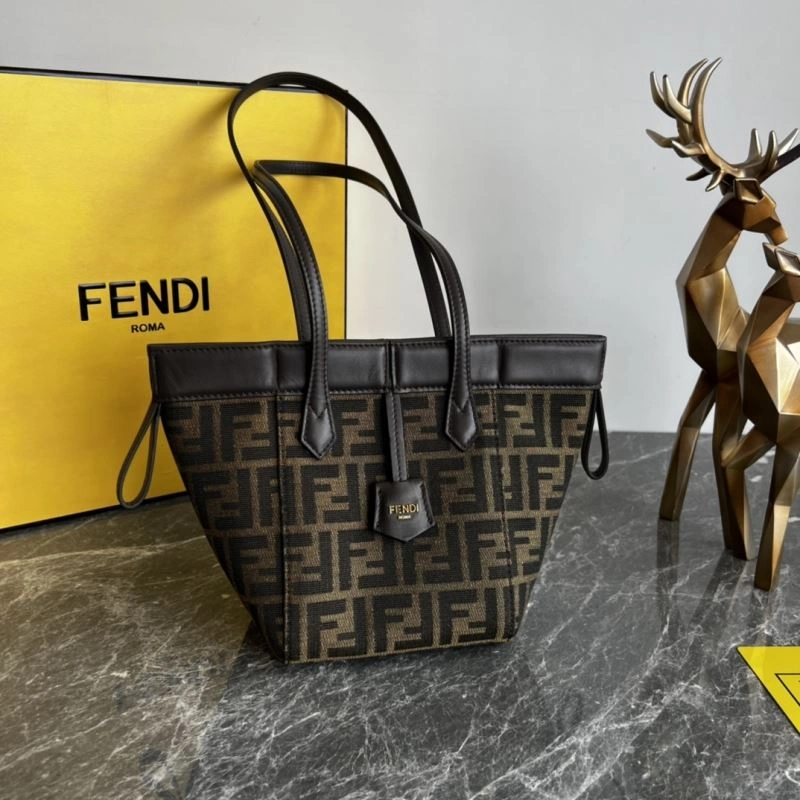 Effortless Fendi Shopping Bags 78262