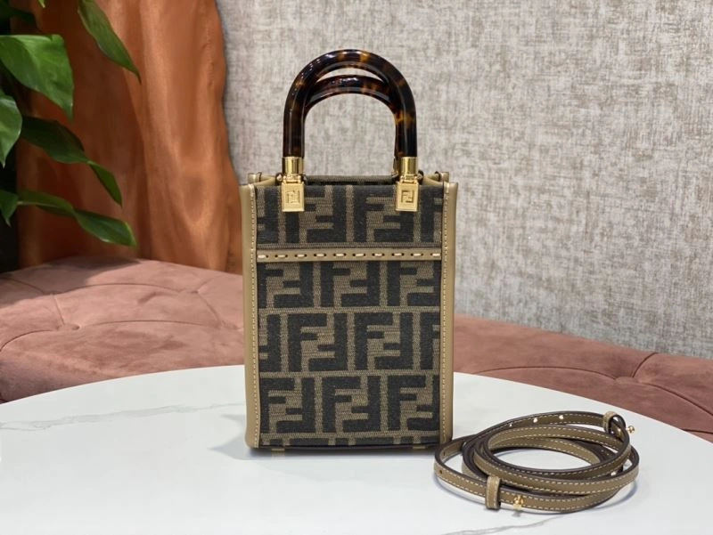 TechFriendly Fendi Shopping Bags 78255