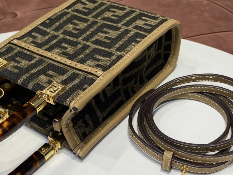 TechFriendly Fendi Shopping Bags 78255