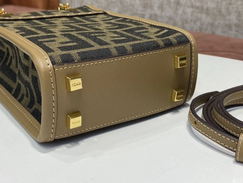 TechFriendly Fendi Shopping Bags 78255