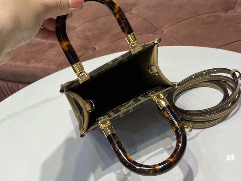 TechFriendly Fendi Shopping Bags 78255