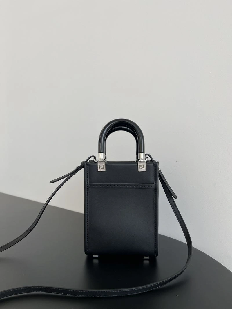 Fendi Shopping Bags Neat 78277
