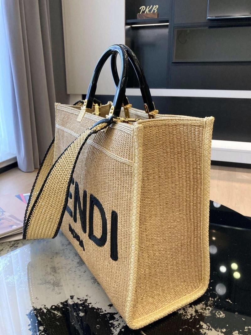 Fendi Shopping Bags FlexibleFit 78276