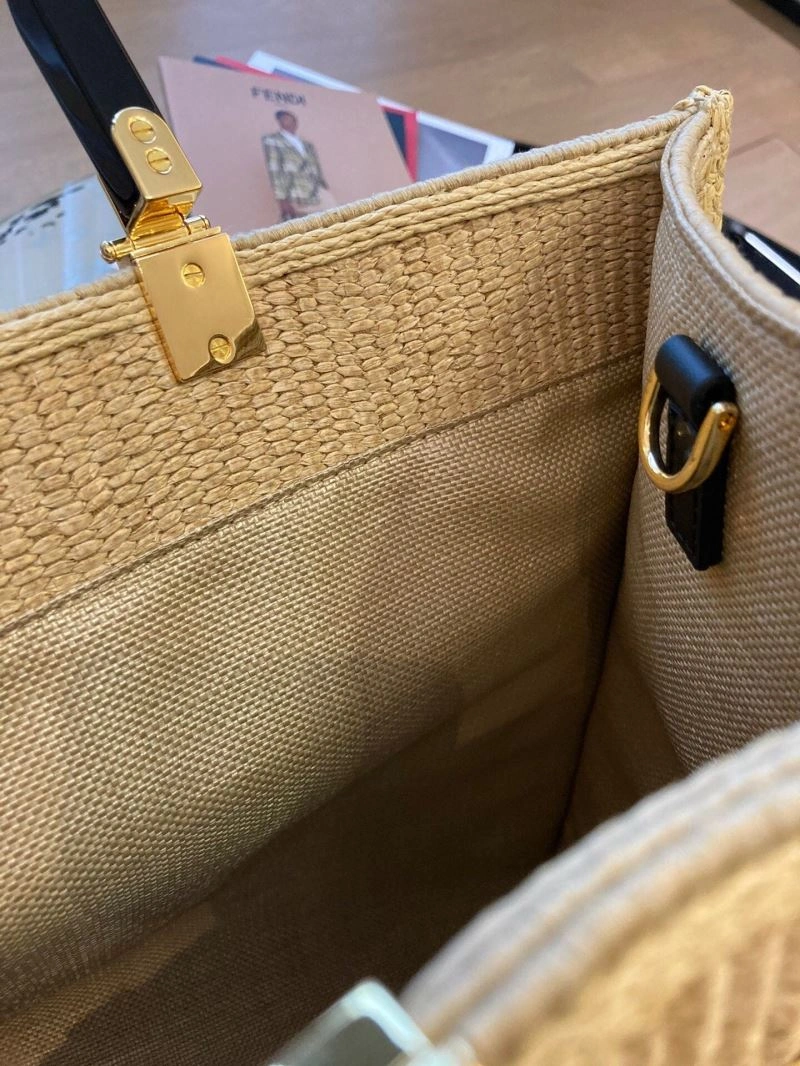 Fendi Shopping Bags FlexibleFit 78276