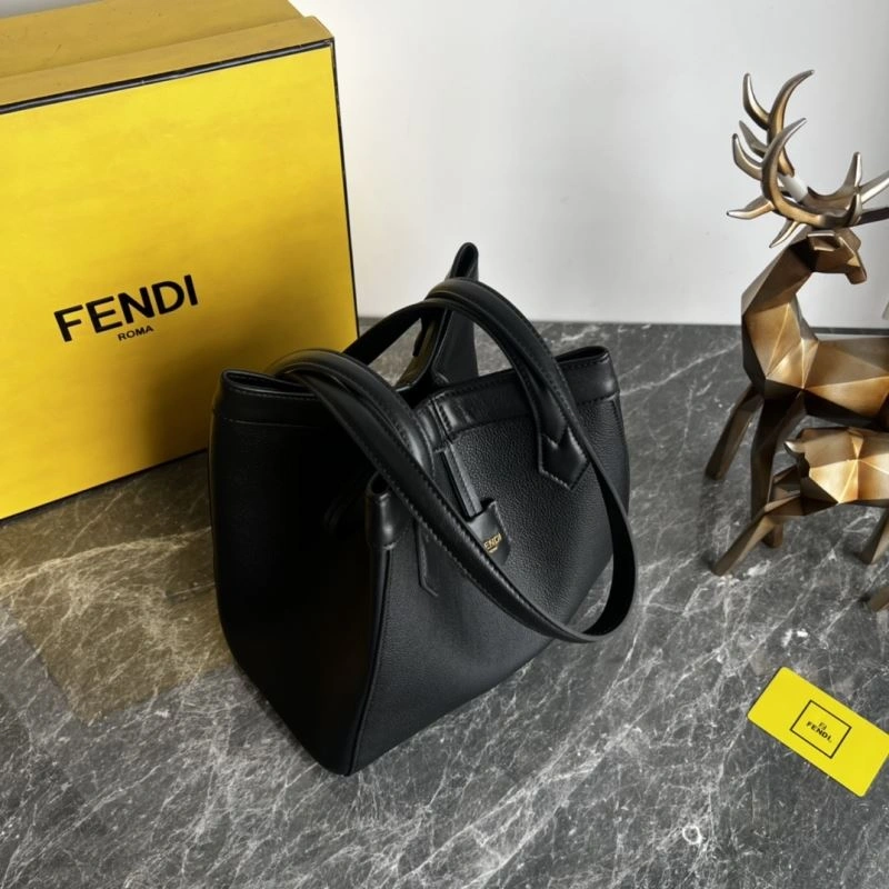 Fendi Shopping Bags Sleek 78259