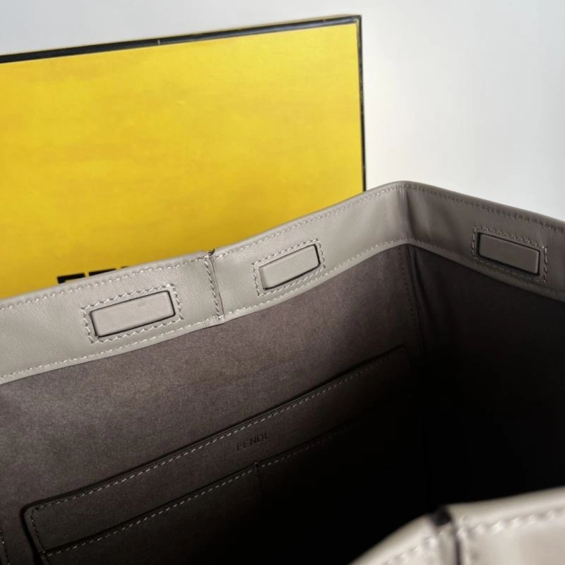ComfortFit Fendi Shopping Bags 78256
