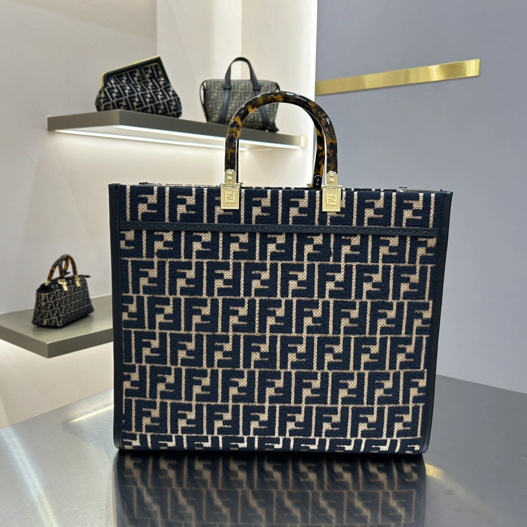 Fendi Shopping Bags Breathable 76685