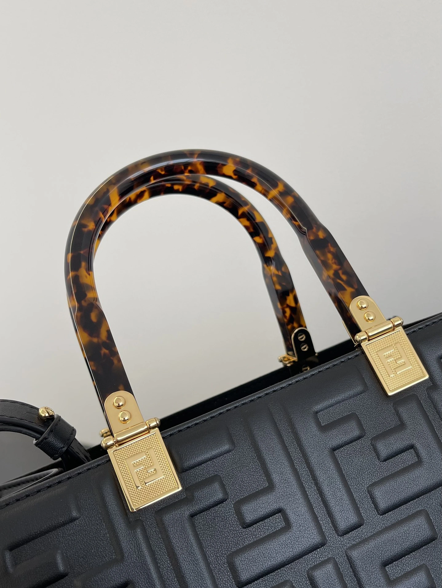Fendi Shopping Bags MoistureWicking 76684