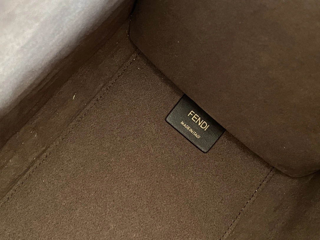 Fendi Shopping Bags Premium 76681