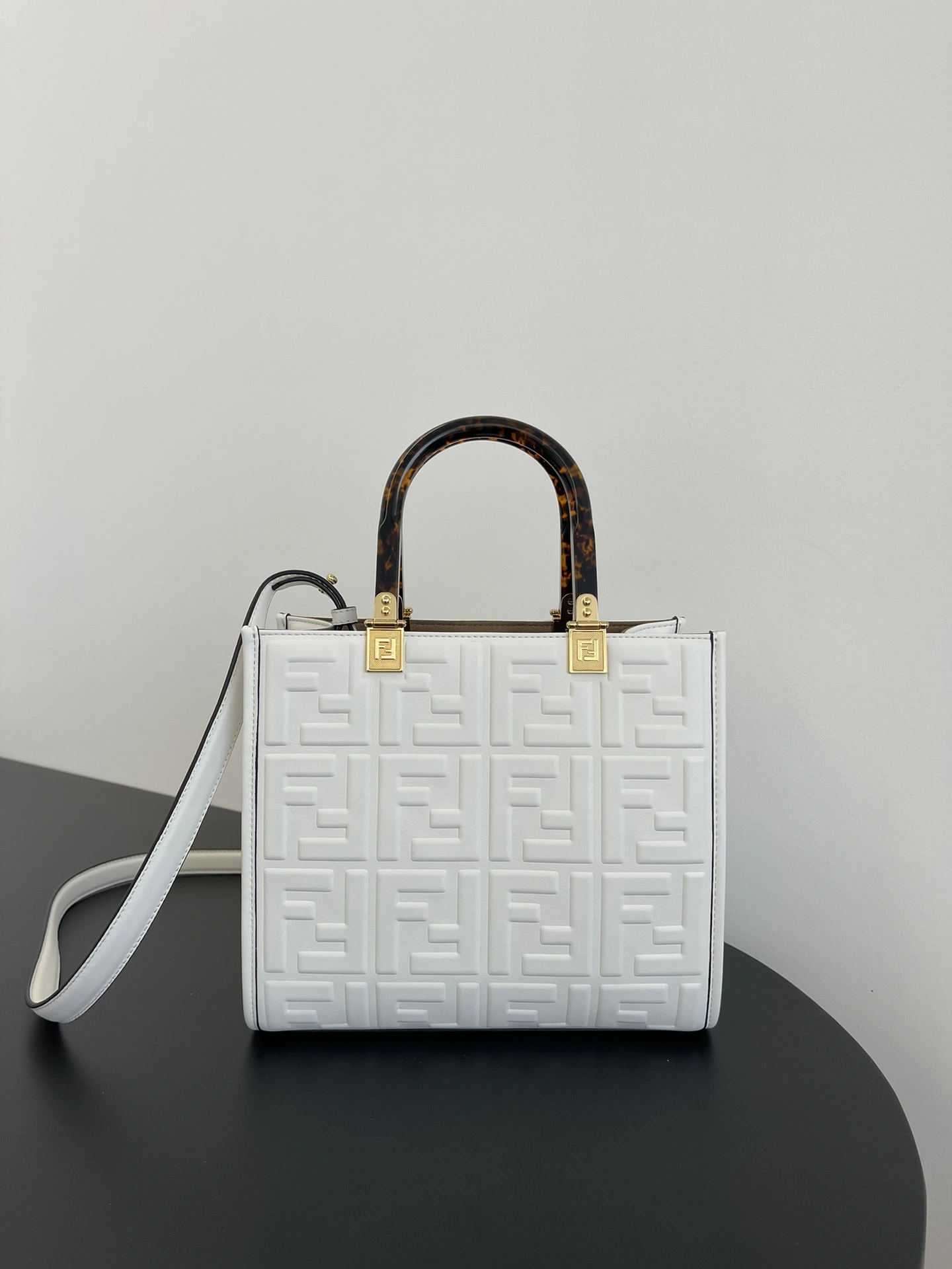 Fendi Shopping Bags SoftTouch 76679