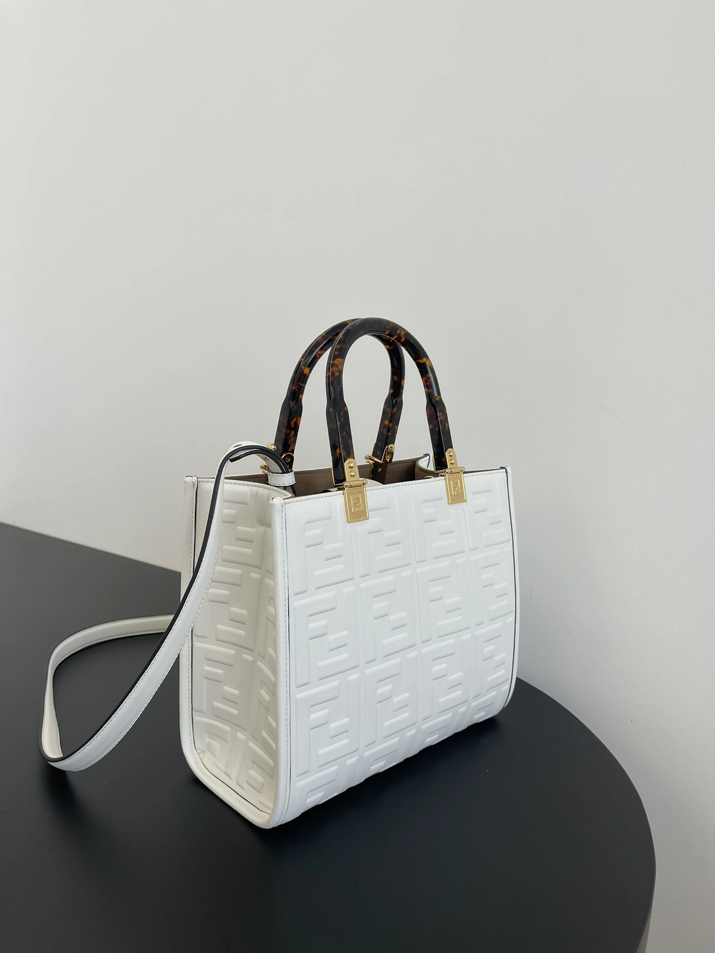 Fendi Shopping Bags SoftTouch 76679
