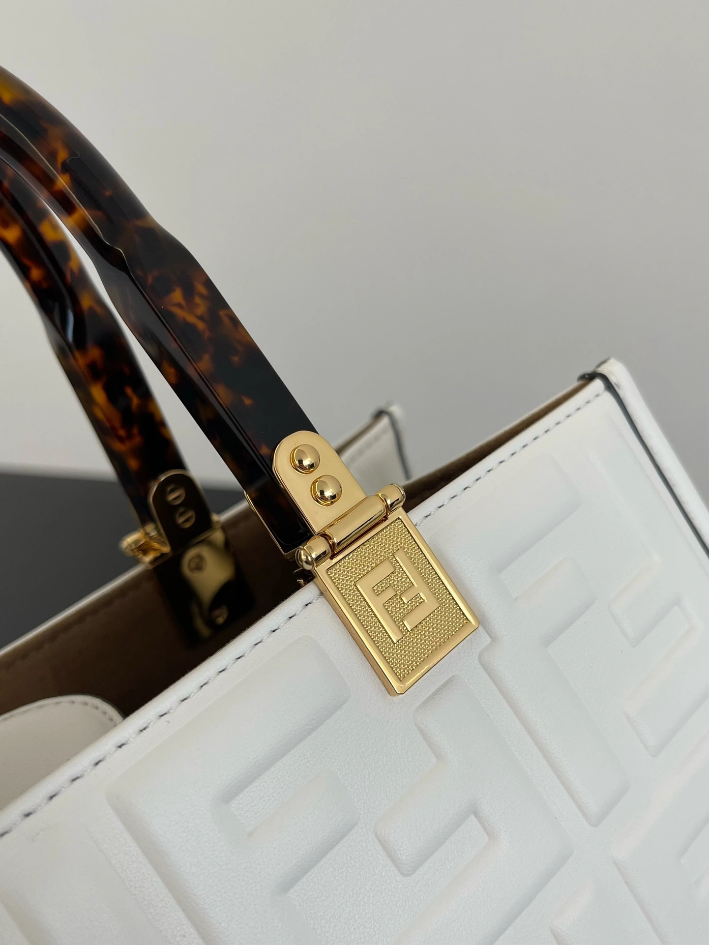 Fendi Shopping Bags SoftTouch 76679