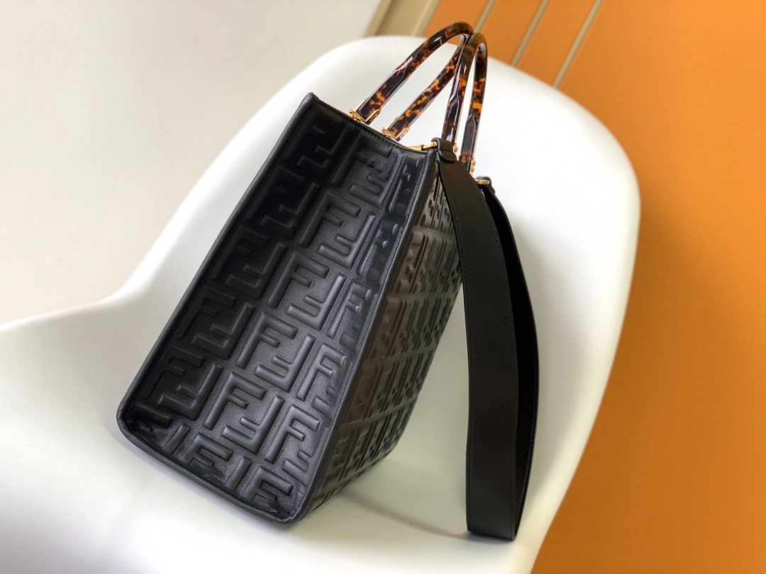 Fendi Shopping Bags OdorResistant 76680