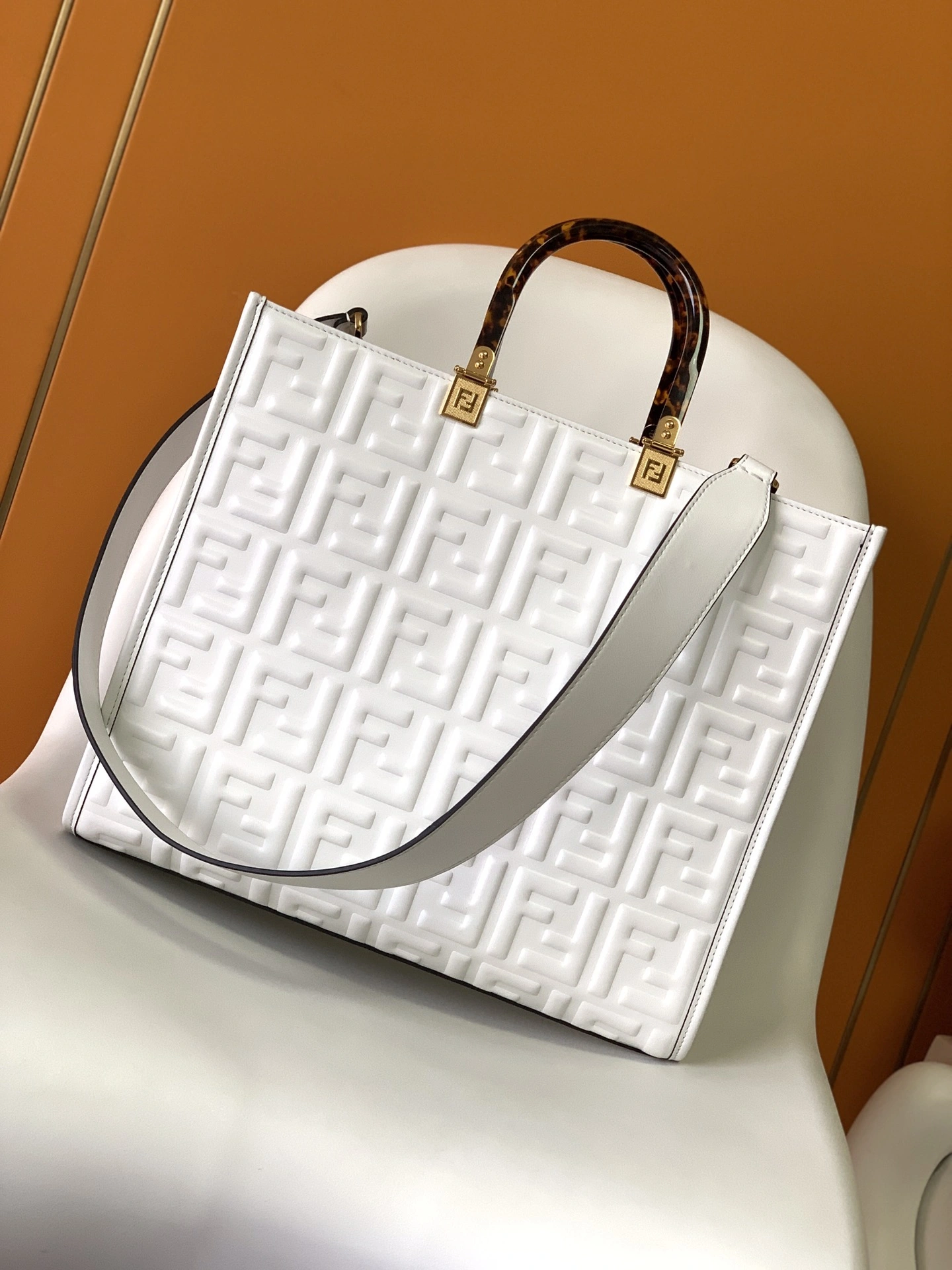 Fendi Shopping Bags Breathable 76678