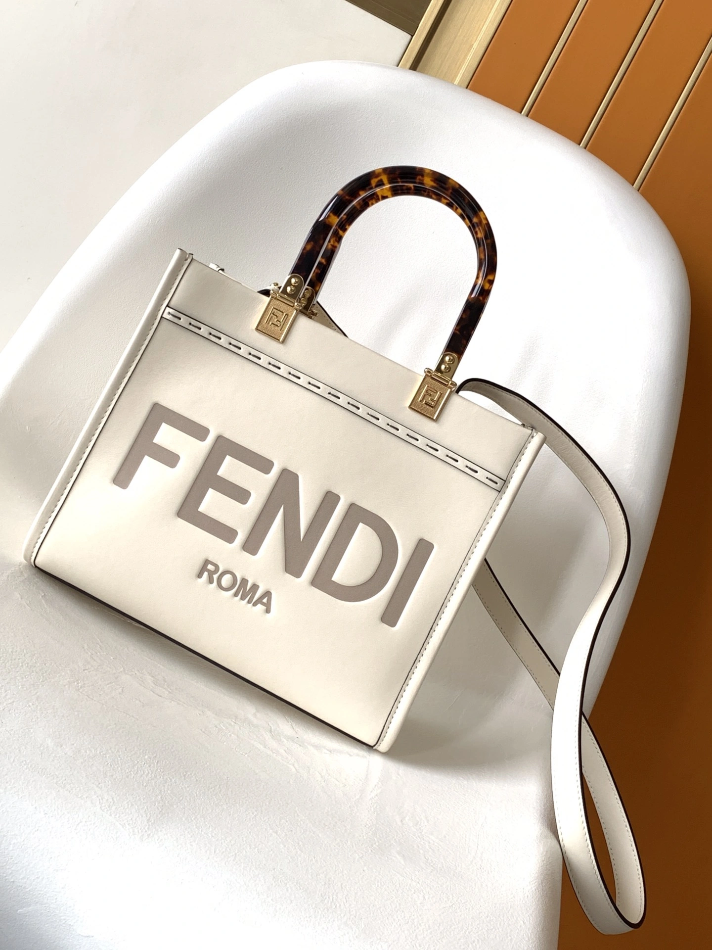Fendi Shopping Bags FreshLook 76663