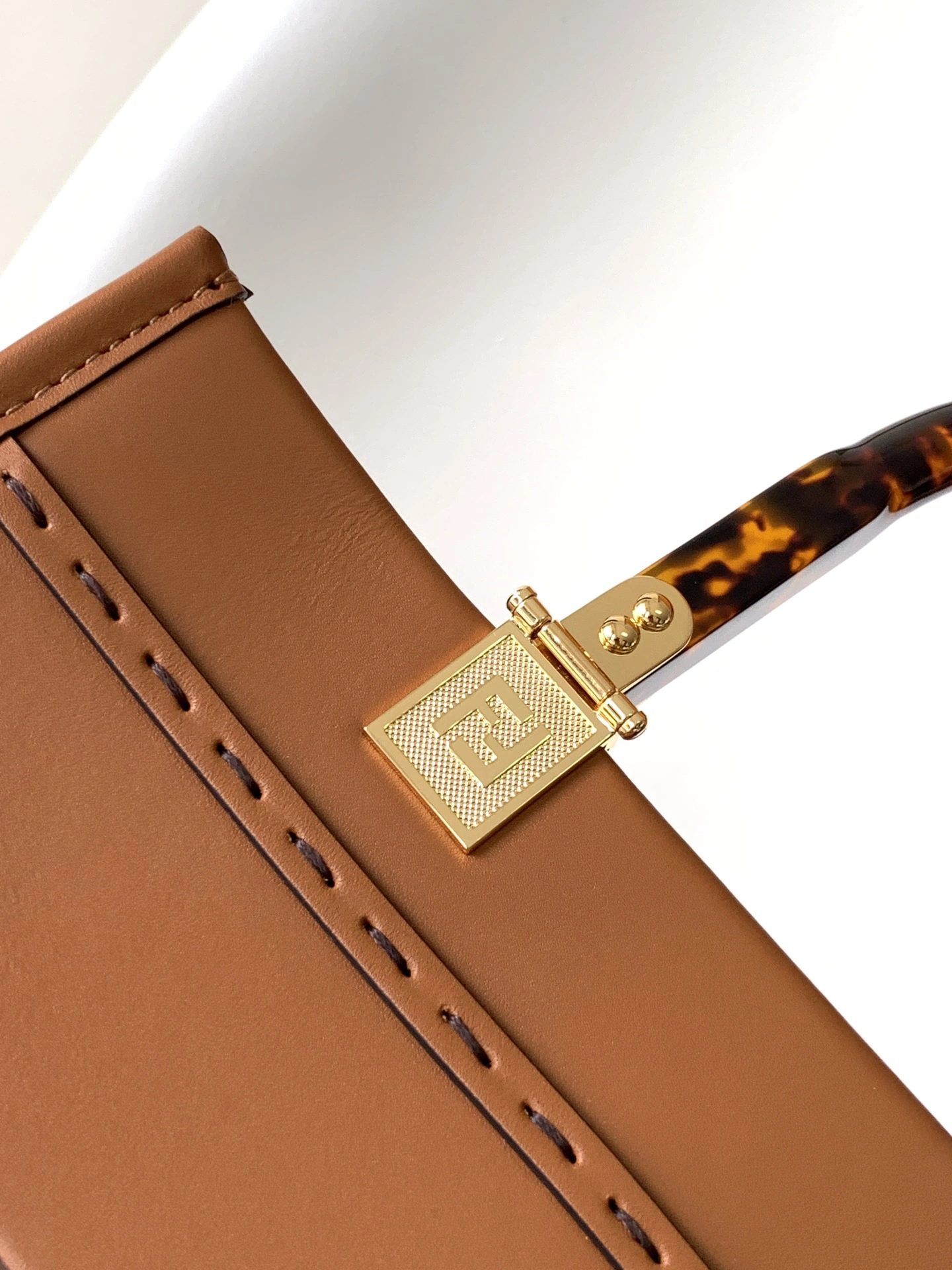 Fendi Shopping Bags Elegant 76657