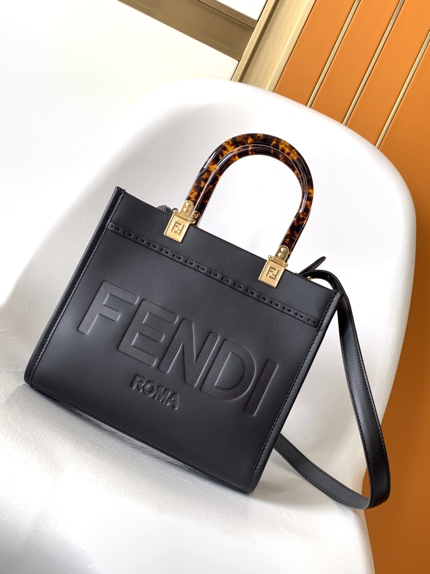 Fendi Shopping Bags AllSeason 76660