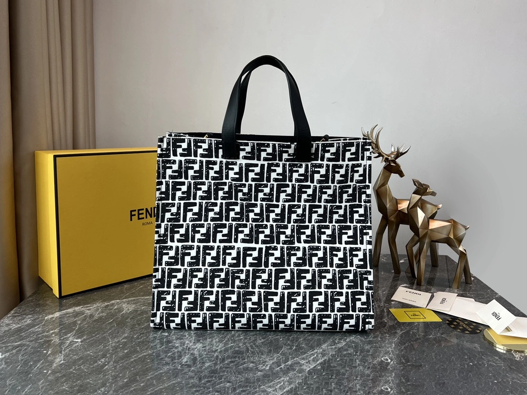 Fendi Shopping Bags Premium 76675