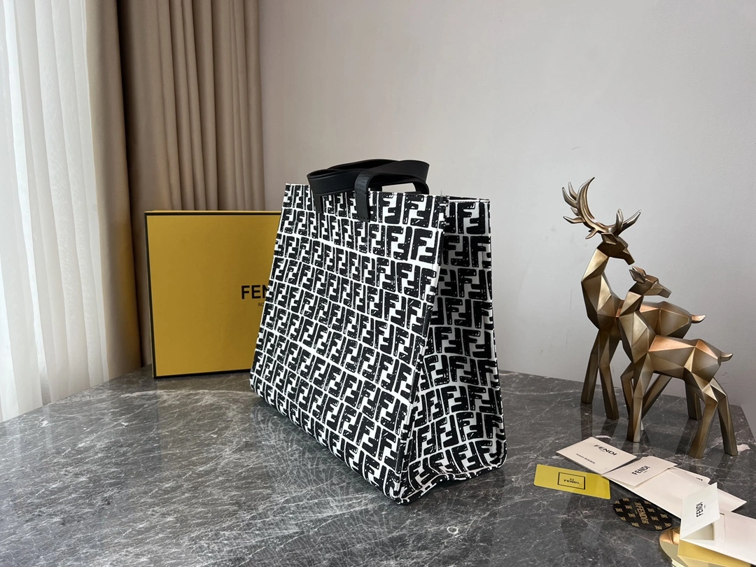 Fendi Shopping Bags Premium 76675