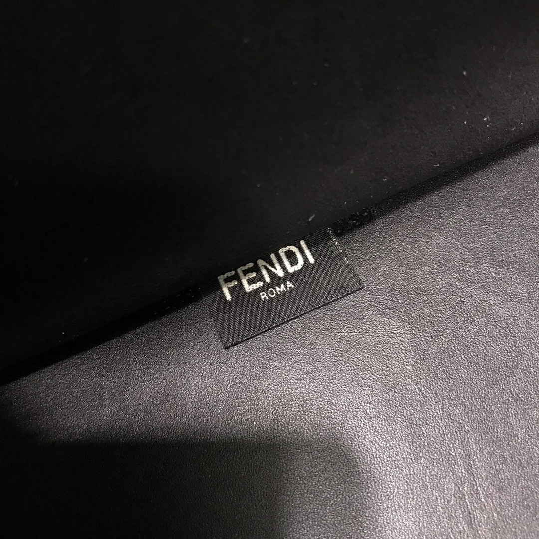 Tailored Fendi Shopping Bags 76671