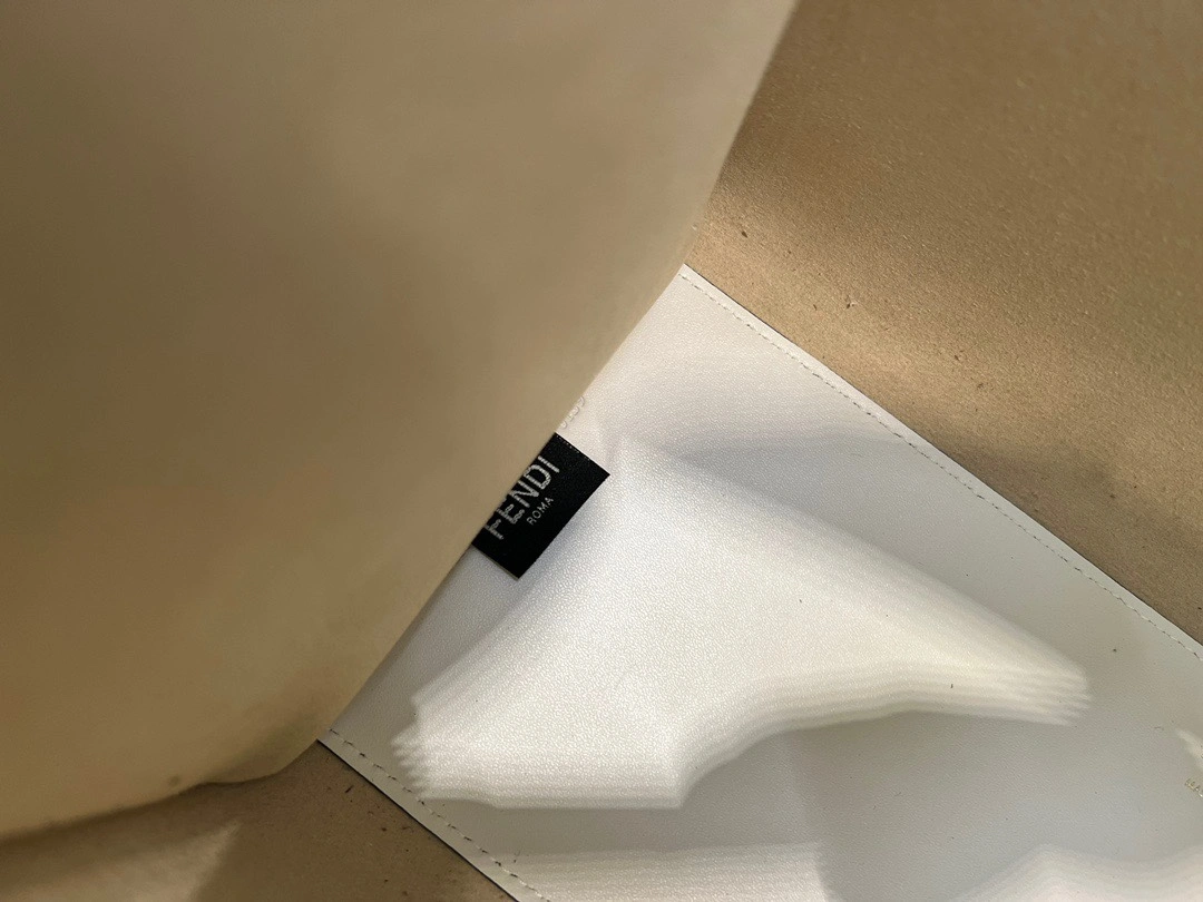 HighQuality Fendi Shopping Bags 76652
