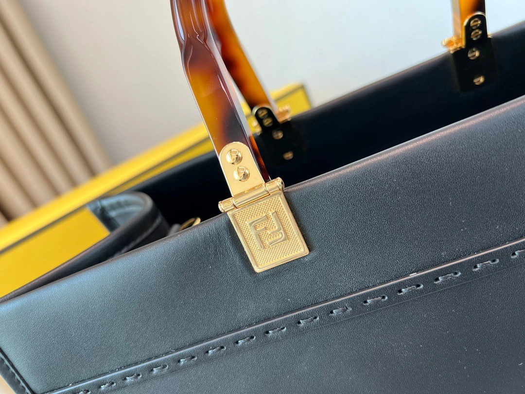 Fendi Shopping Bags Trendy 76670