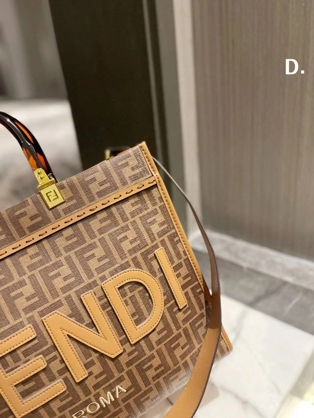 Fendi Shopping Bags Fashionable 76666