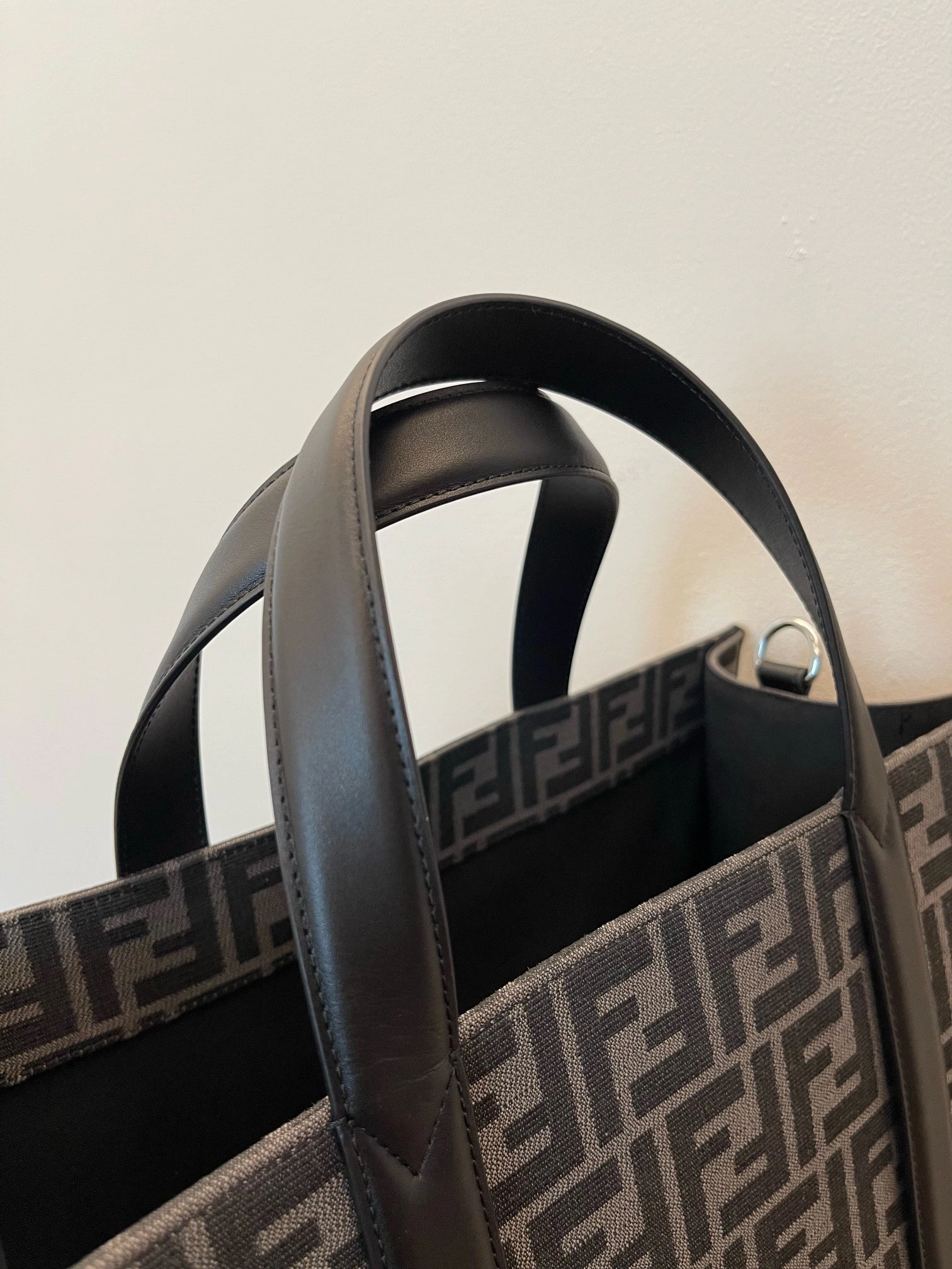 Fendi Shopping Bags Seasonal 76658