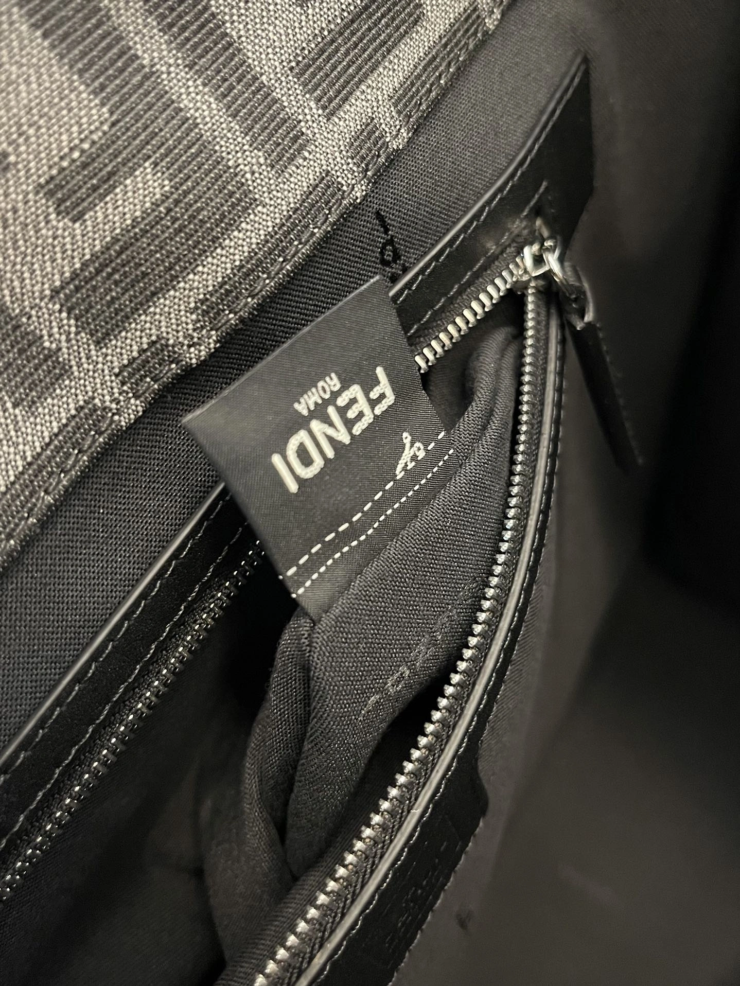 Fendi Shopping Bags Seasonal 76658
