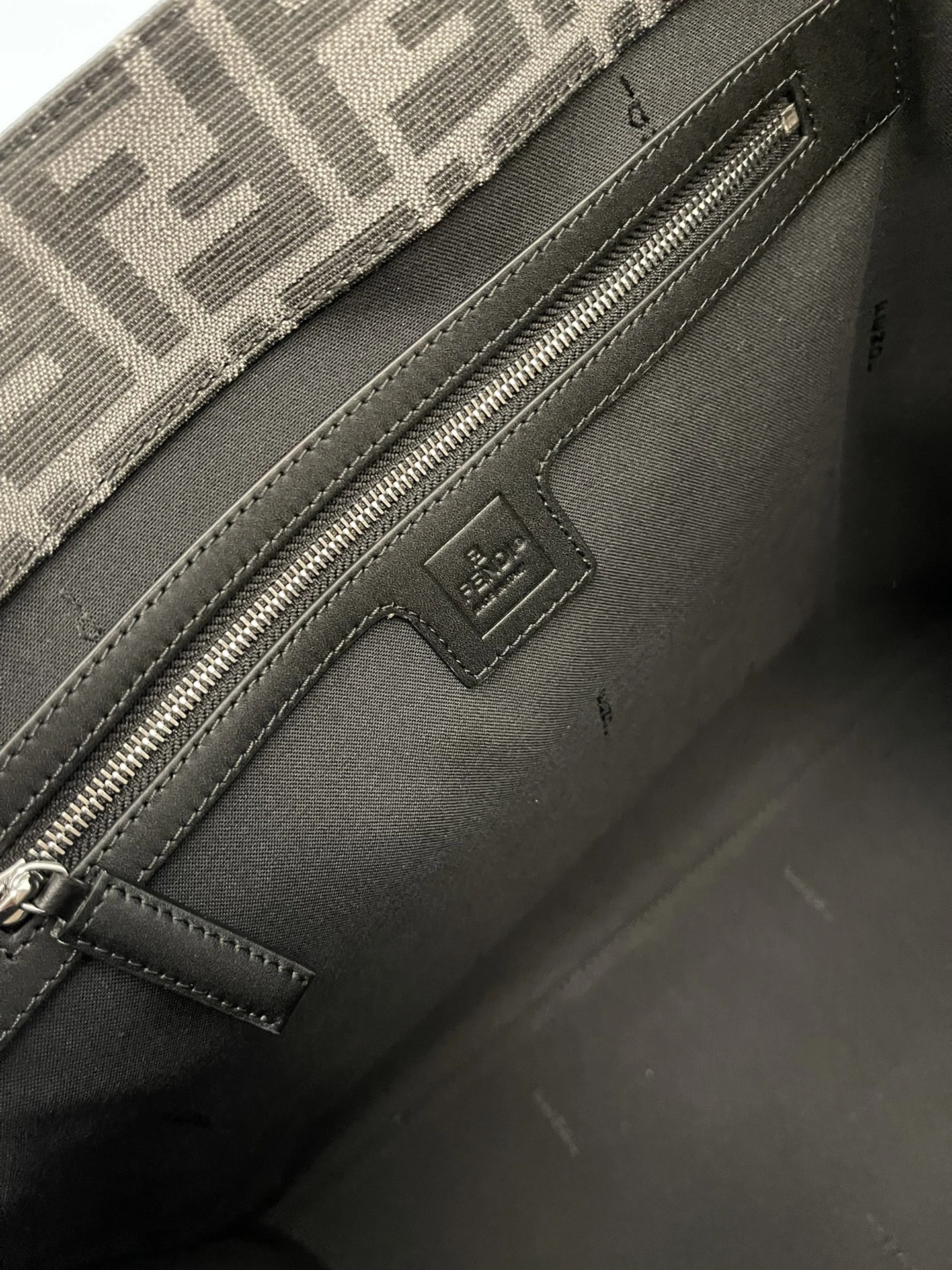 Fendi Shopping Bags Seasonal 76658