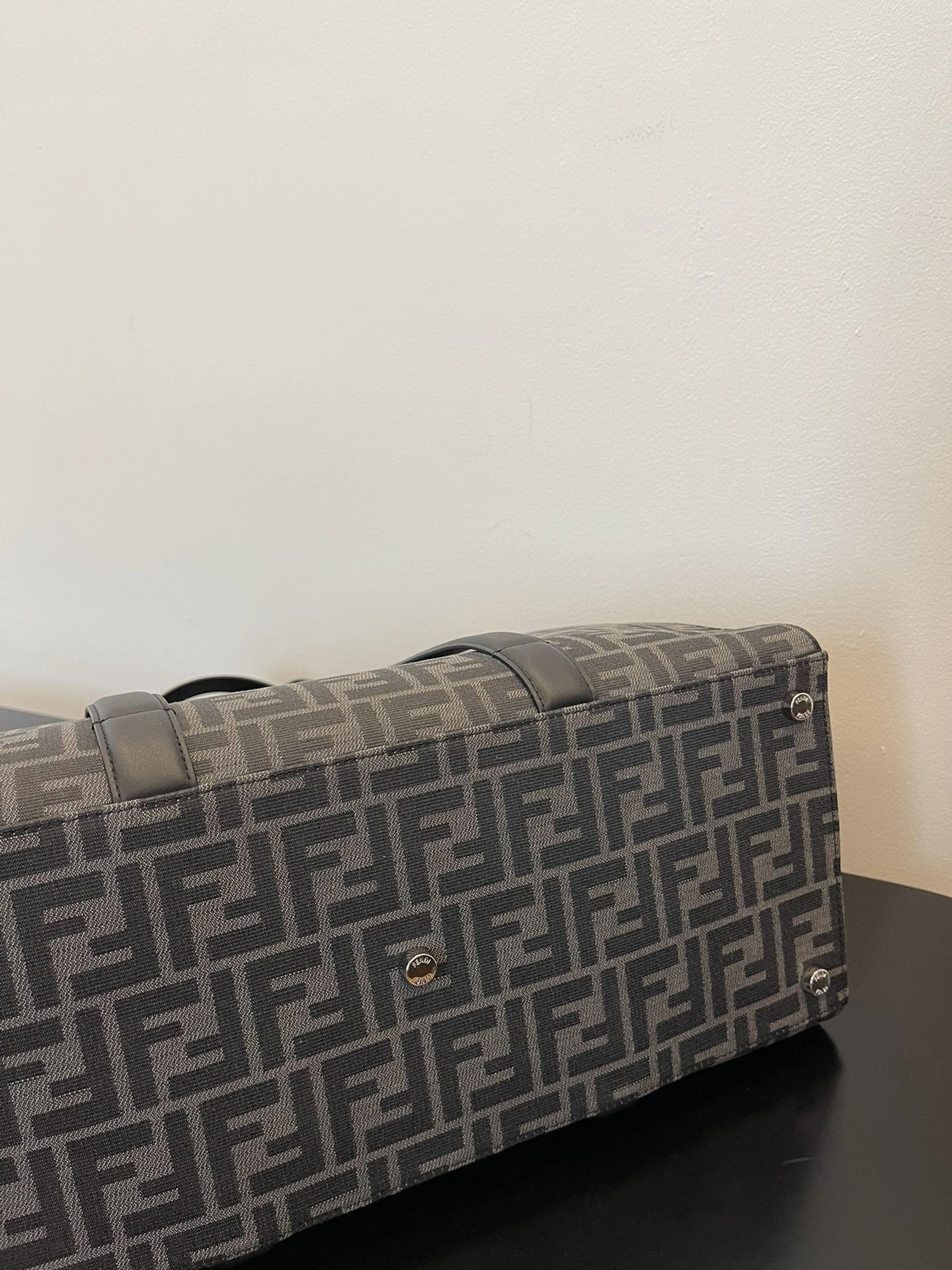 Fendi Shopping Bags Seasonal 76658