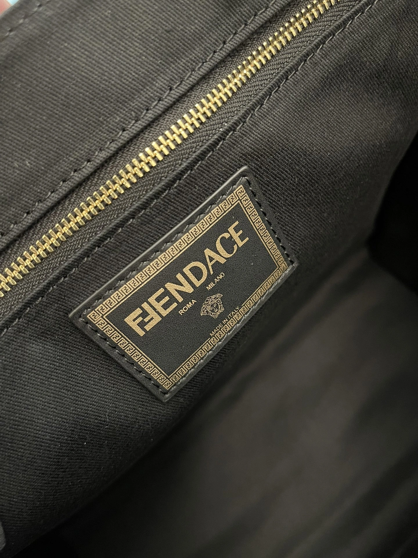 Lightweight Fendi Shopping Bags 76674