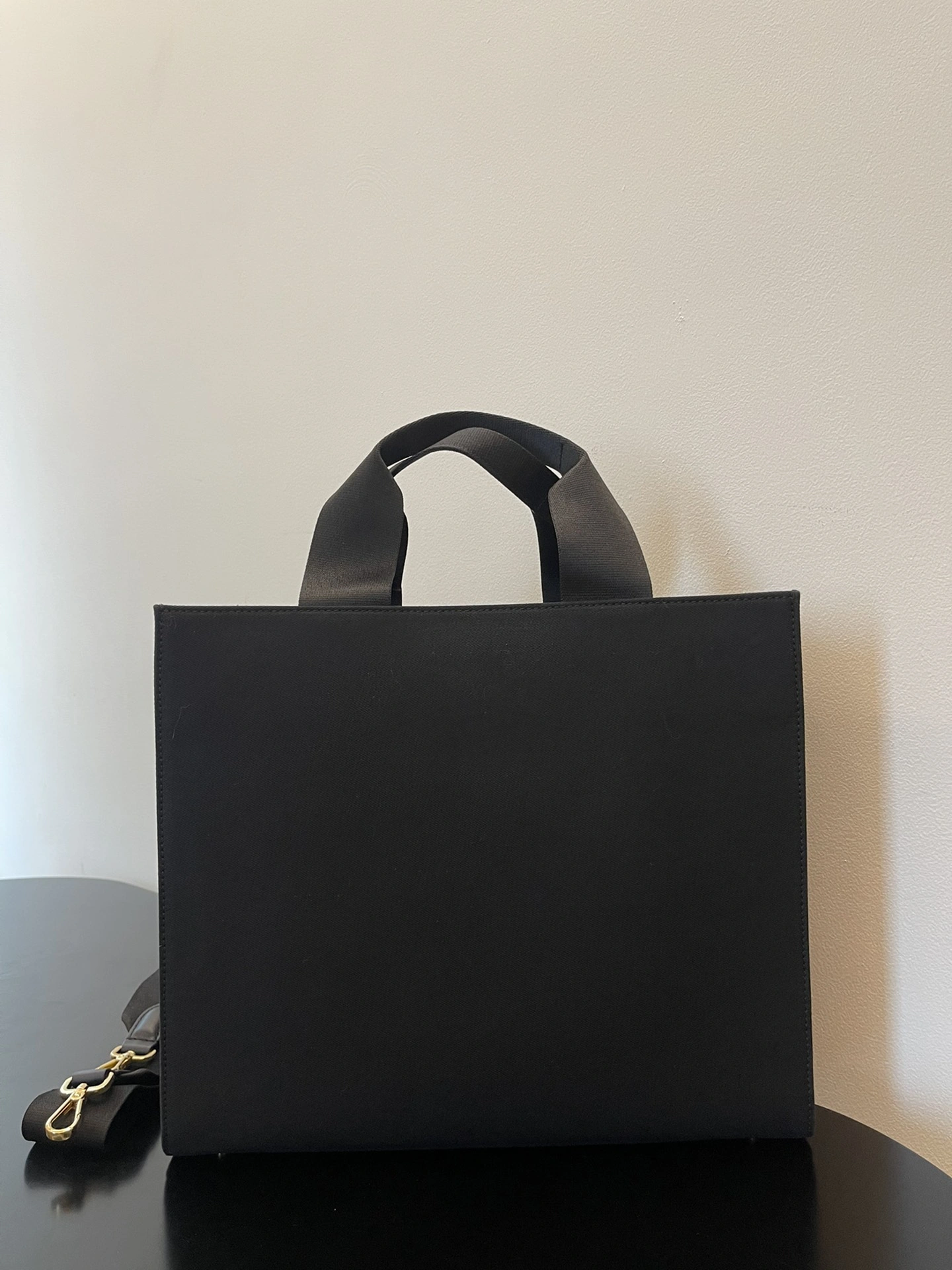 Lightweight Fendi Shopping Bags 76674