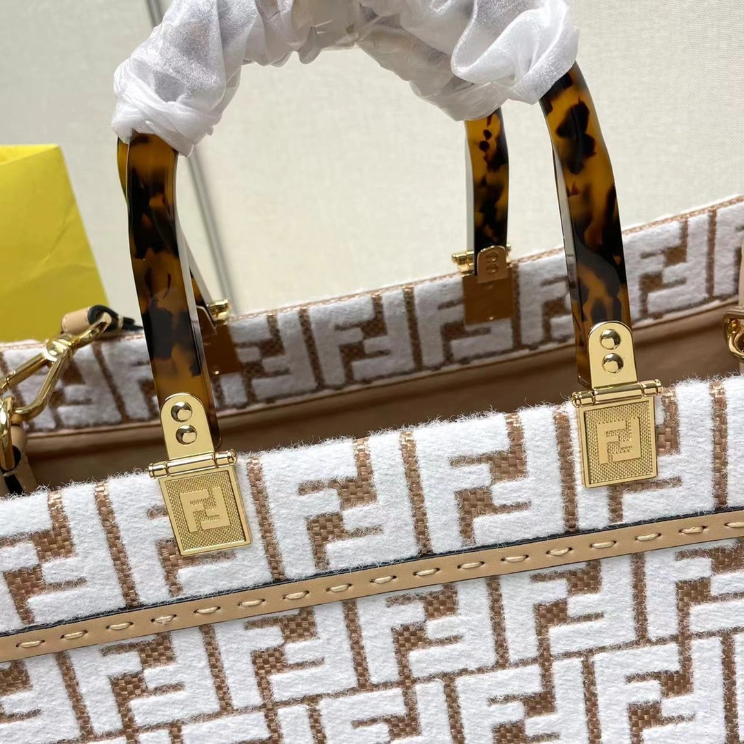 Fendi Shopping Bags AllSeason 76665