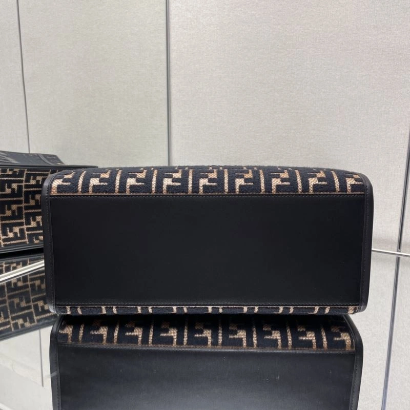 Fendi Shopping Bags EasyMatch 72764